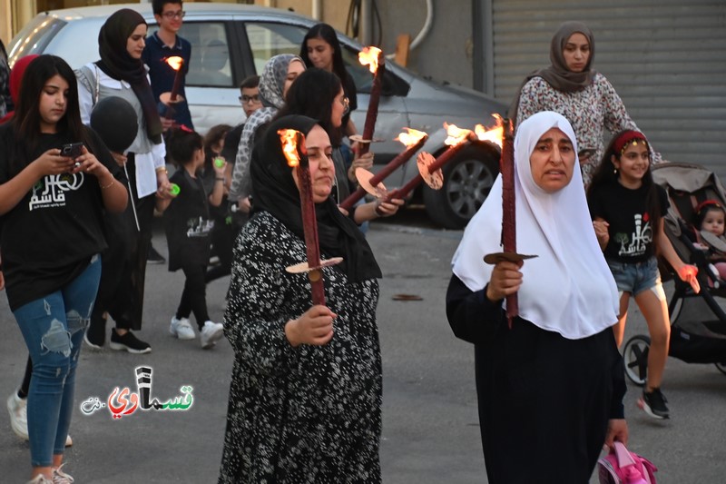 كفرقاسم- فيديو: مسيرة المشاعل السنوية - صمت اللسان فعزفت الاذن  فنطق القلب وذرفت العين - وعادل عامر  لهذه المسيرة قدسية خاصة ... وادعو الجميع للمشاركة غدا في احياء الذكرى ال65